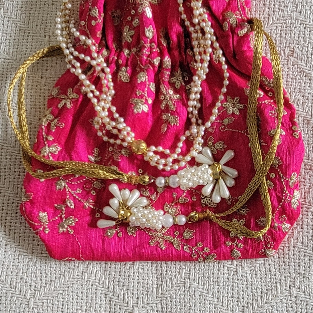 Multicolor Embroidered Women's Clutch Set - Picture 14 of 16
